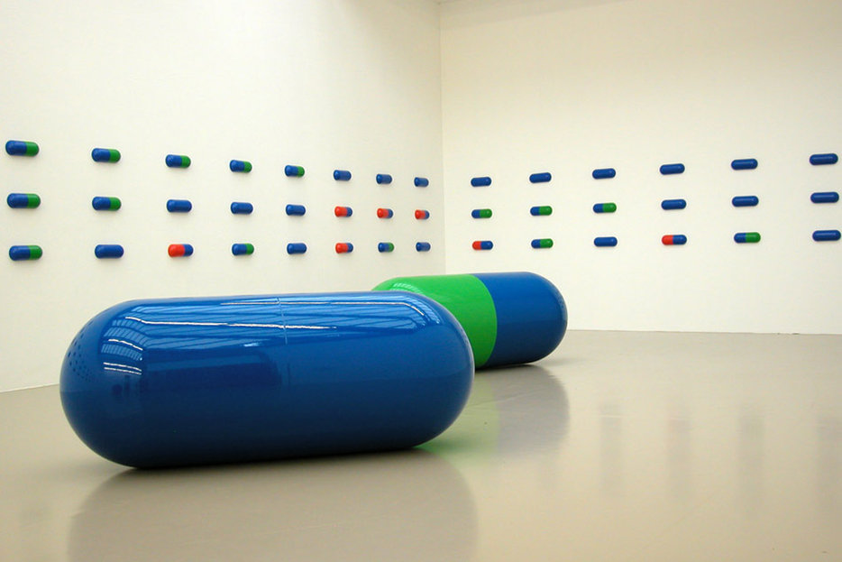 ||Installation by General Idea, at Biennale d'art contemporain de Lyon 2005