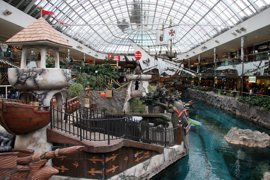 The Agony And The Ecstasy Of The West Edmonton Mall Hazlitt