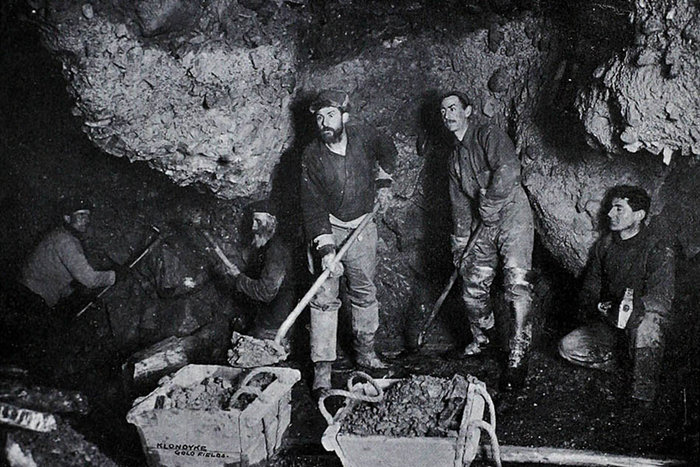 | Underground work, Bonanza Creek | From the Klondyke Souvenir published by H.J. Goetzman in 1901, via BC Bibliography Collection