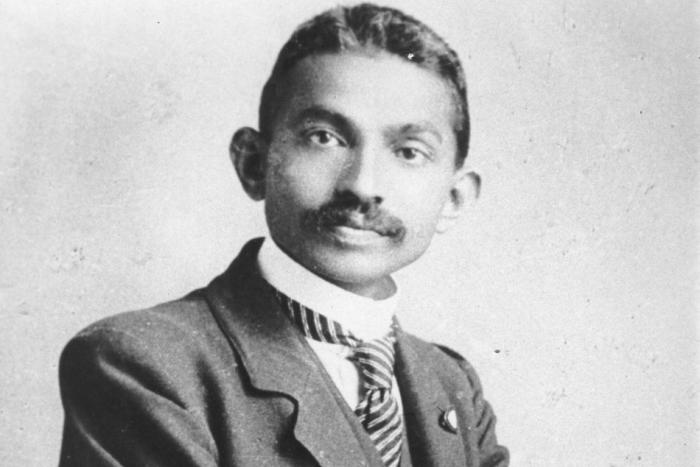 || Mohandas Gandhi in 1906